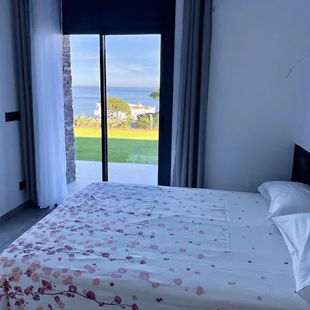 Vil•la Cala Prona Villa *