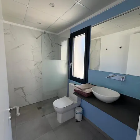 Vil•la Cala Prona Villa *